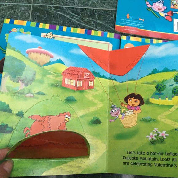 Dora the Explorer books bundle of 4 children’s books - Picture 3 of 6